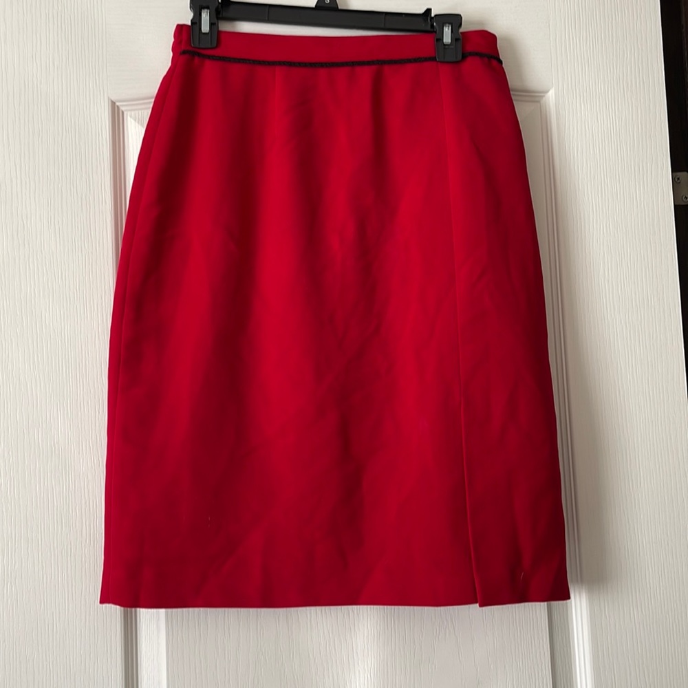 Red skirt